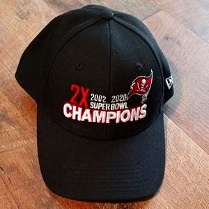 Tampa Bay Bucs NFL Hat NWT🖤